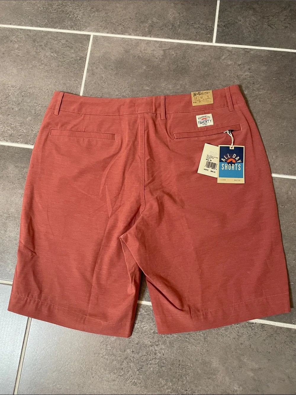 Faherty Belt Loop All Day 9” short size 34